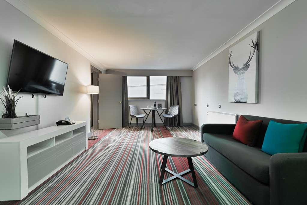 Park Inn By Radisson Cardiff City Centre Room photo